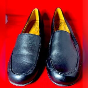 Natural Soul All-Thru Comfort Women's "Carryon" Leather Loafers, 7 Wide, Black